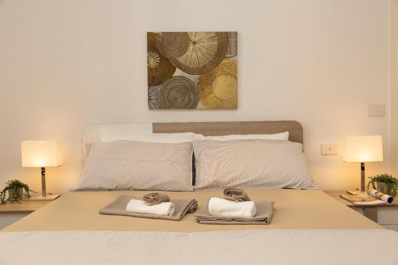 Colosseum Holidays - Marco Aurelio Roma Exterior foto